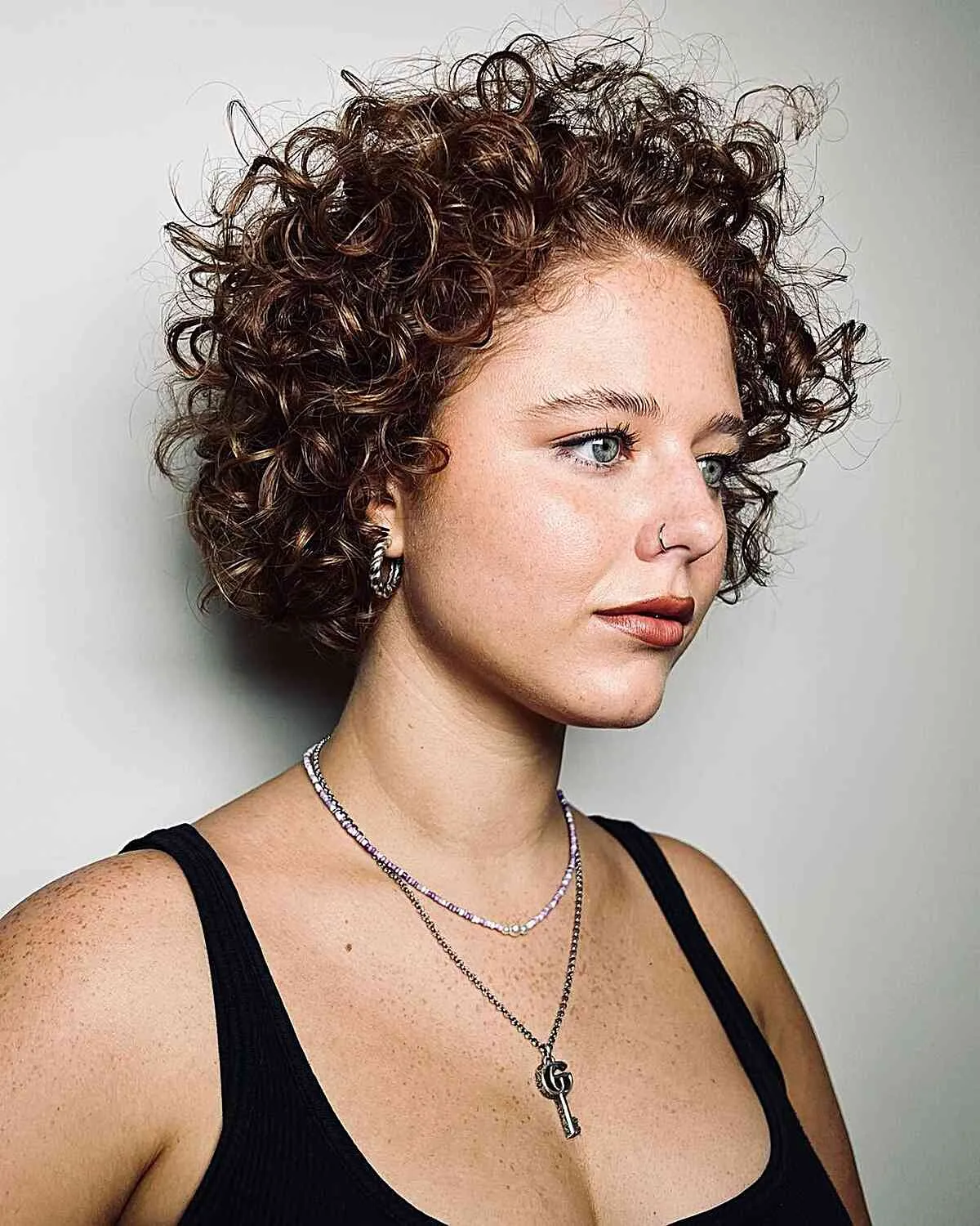 Casual Curly Ringlets for Short Hair and for ladies with prominent foreheads