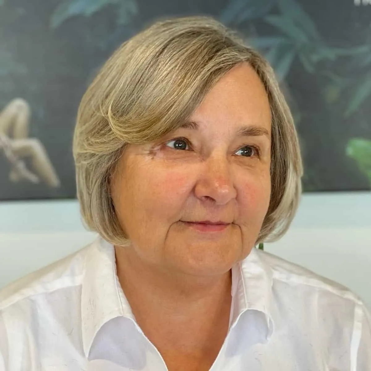 Timeless Bob for Older Ladies